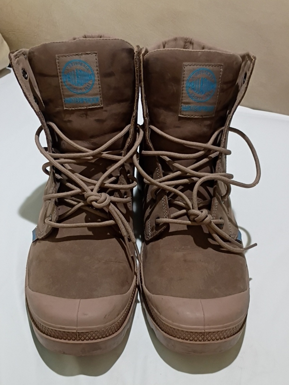 NWT.Men's Brown Lace-Up High-Top Boots - Picture 4 of 11